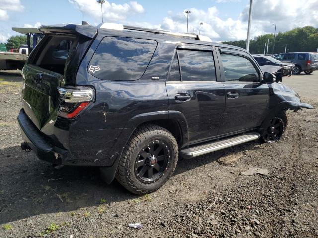 Photo 3 from auction – 2017 TOYOTA 4RUNNER SR with VIN JTEBU5JRXH5449767