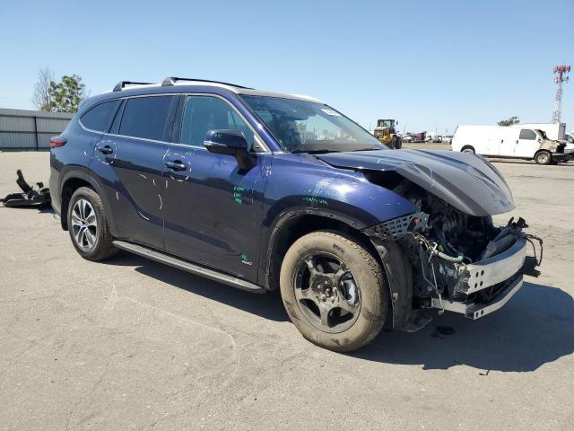 Photo 4 from auction – 2022 TOYOTA HIGHLANDER with VIN 5TDHBRCH2NS541154