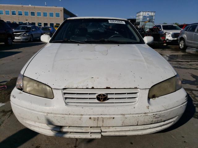 Photo 5 from auction – 1998 TOYOTA CAMRY CE with VIN 4T1BF28K7WU067930
