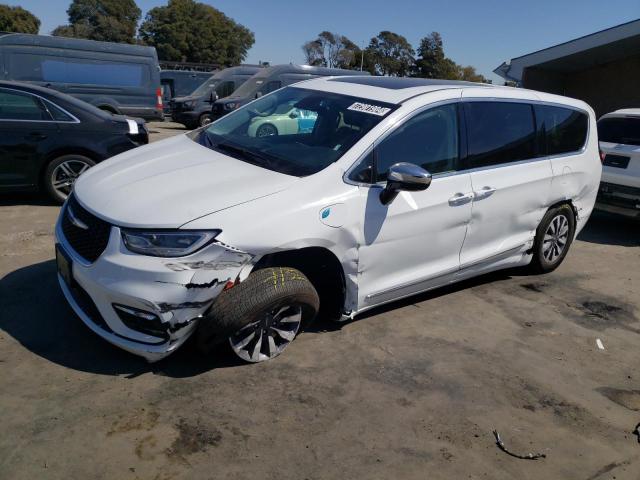 Фото 1 с аукциона – 2023 CHRYSLER PACIFICA H с VIN 2C4RC1S7XPR611829