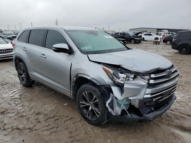 Photo 4 from auction – 2018 TOYOTA HIGHLANDER with VIN 5TDZZRFH1JS287491