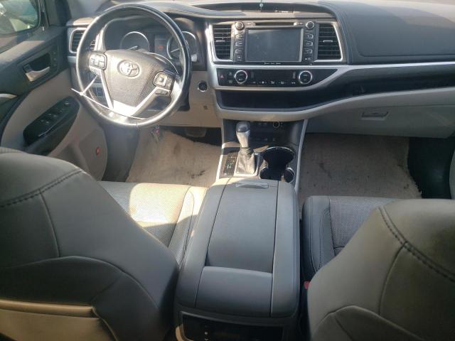 Photo 8 from auction – 2017 TOYOTA HIGHLANDER with VIN 5TDDZRFH9HS365326