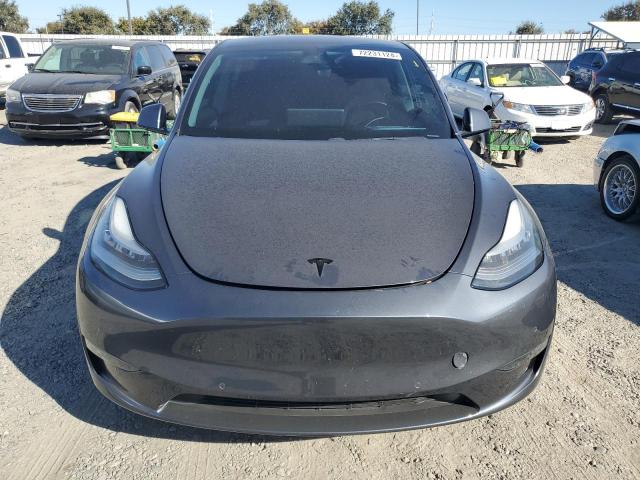 Photo 5 from auction – 2020 TESLA MODEL Y with VIN 5YJYGDEE4LF006173
