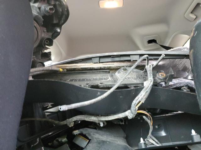 Photo 10 from auction – 2018 TOYOTA RAV4 LE with VIN JTMBFREV6JJ256283