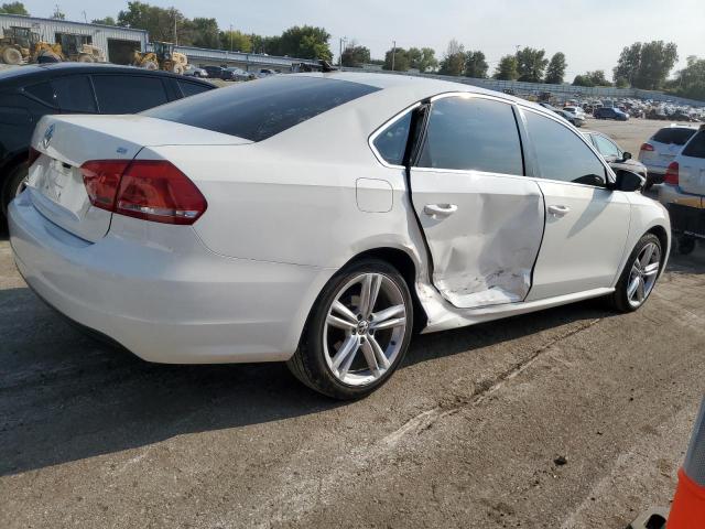 Photo 3 from auction – 2012 VOLKSWAGEN PASSAT SE with VIN 1VWBP7A30CC107622