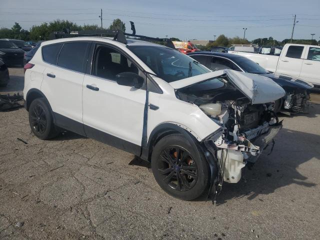 Photo 4 from auction – 2019 FORD ESCAPE SE with VIN 1FMCU0GD5KUC36807