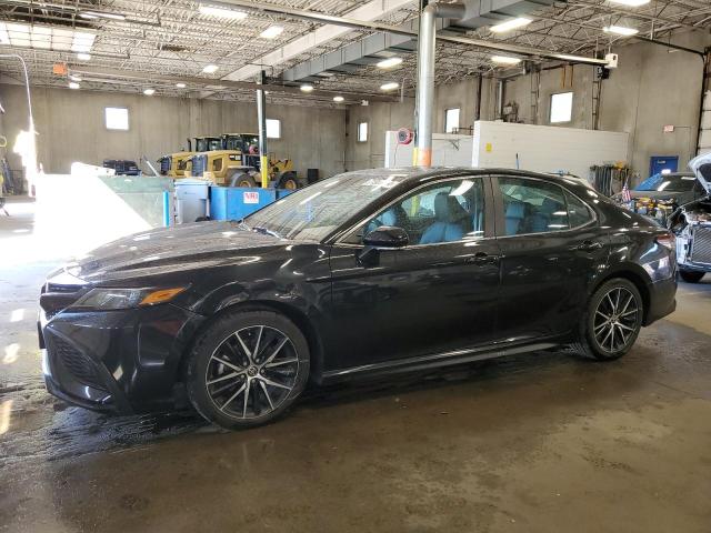 TOYOTA CAMRY SE 2022 with VIN 4T1T11AK2NU040253 - Photo from auction
