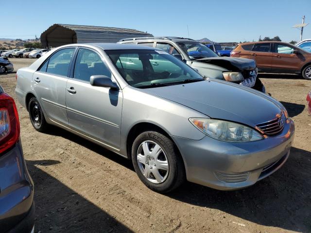 Photo 4 from auction – 2005 TOYOTA CAMRY LE with VIN 4T1BE30K85U575522