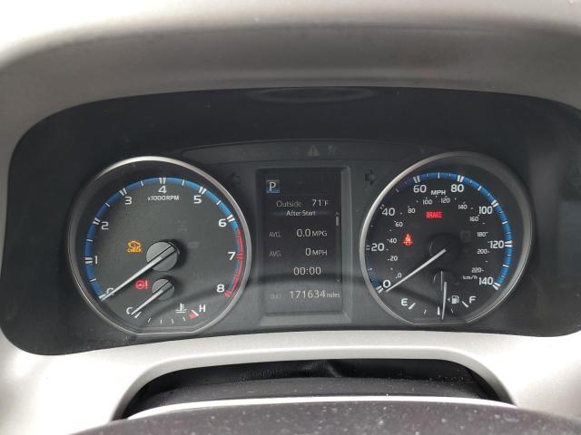 Photo 9 from auction – 2018 TOYOTA RAV4 LE with VIN 2T3BFREVXJW727062