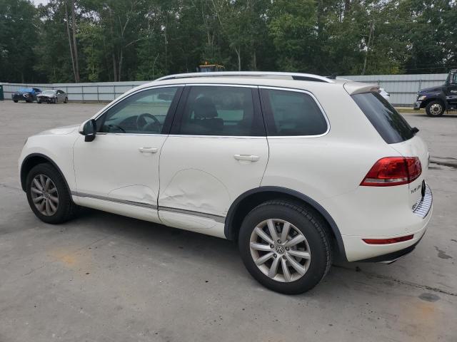 Photo 2 from auction – 2012 VOLKSWAGEN TOUAREG V6 with VIN WVGFF9BP2CD004731
