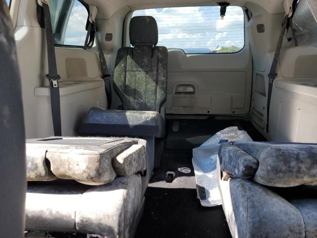 Photo 10 from auction – 2016 CHRYSLER TOWN & COU with VIN 2C4RC1BG2GR295200