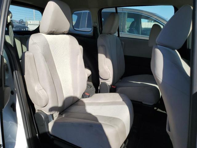 Photo 11 from auction – 2015 MAZDA 5 SPORT with VIN JM1CW2BL8F0190024