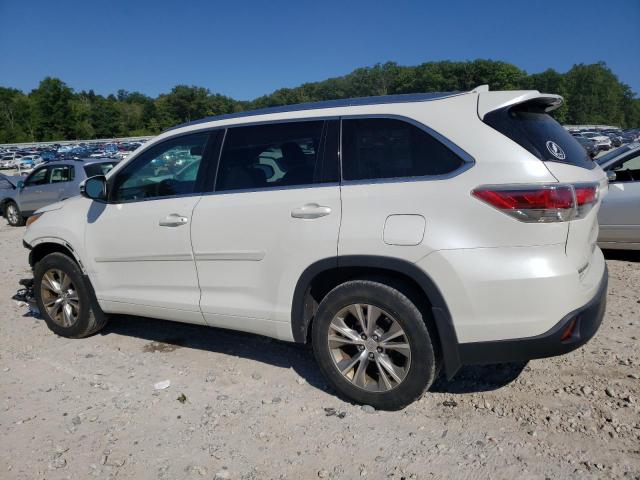 Photo 2 from auction – 2015 TOYOTA HIGHLANDER with VIN 5TDJKRFH5FS196202