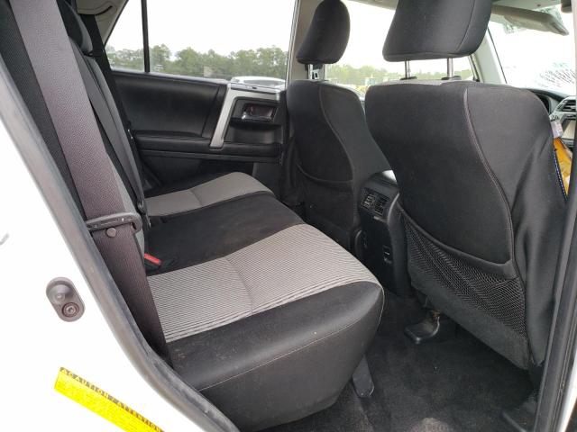 Photo 11 from auction – 2017 TOYOTA 4RUNNER SR with VIN JTEBU5JR2H5414740