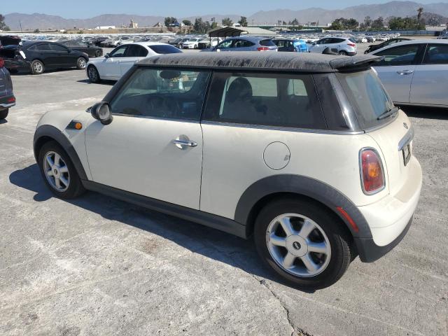 Photo 2 from auction – 2009 MINI COOPER with VIN WMWMF33579TW78679