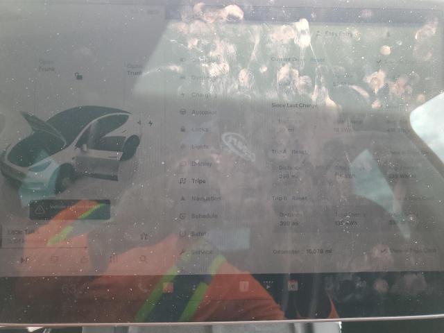 Photo 9 from auction – 2022 TESLA MODEL Y with VIN 7SAYGDEE6NF425700