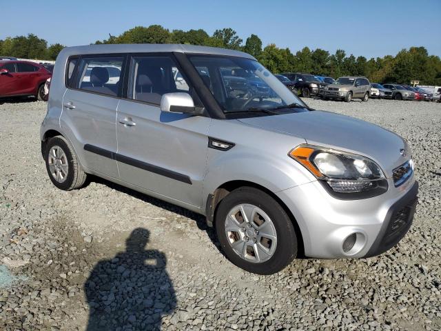 Photo 4 from auction – 2012 KIA SOUL with VIN KNDJT2A55C7440681