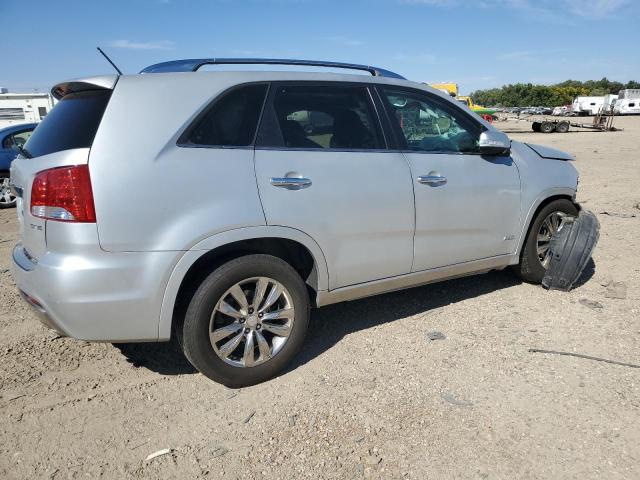 Photo 3 from auction – 2013 KIA SORENTO SX with VIN 5XYKWDA22DG364046