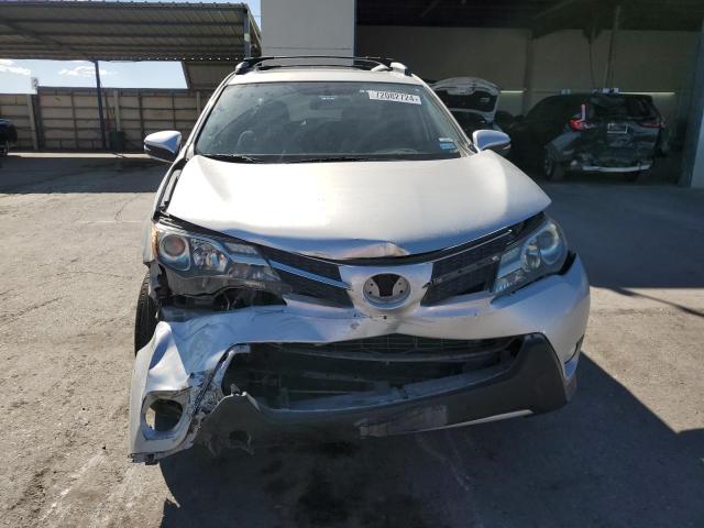 Photo 5 from auction – 2015 TOYOTA RAV4 XLE with VIN JTMWFREV0FJ035691