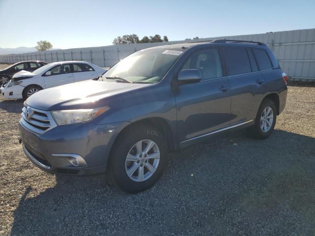 TOYOTA HIGHLANDER 2013 with VIN 5TDBK3EH2DS276976 - Photo from auction