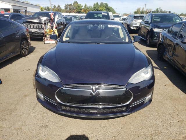 Photo 5 from auction – 2014 TESLA MODEL S with VIN 5YJSA1H25EFP63500