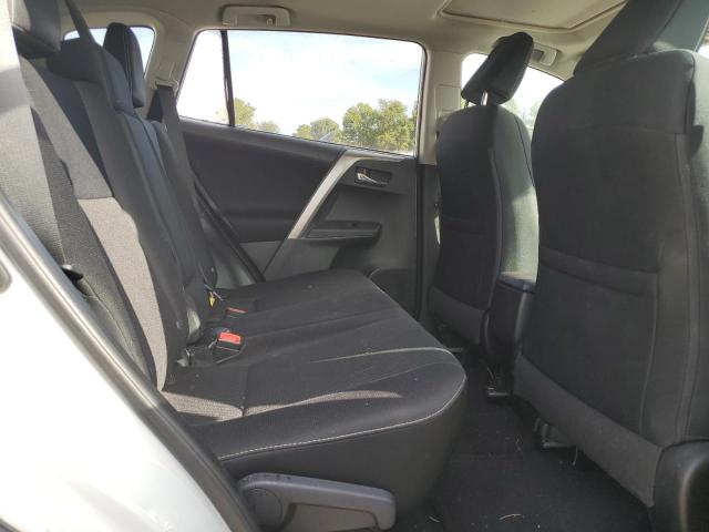 Photo 11 from auction – 2015 TOYOTA RAV4 XLE with VIN 2T3RFREV7FW369523