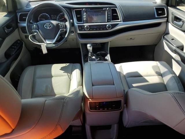 Photo 8 from auction – 2018 TOYOTA HIGHLANDER with VIN 5TDKZRFH5JS541124