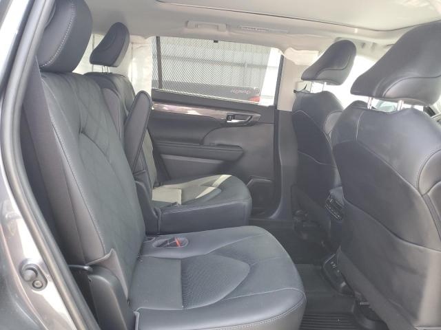 Photo 11 from auction – 2020 TOYOTA HIGHLANDER with VIN 5TDFZRBH6LS004742