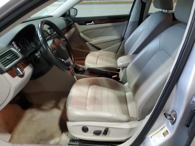 Photo 7 from auction – 2012 VOLKSWAGEN PASSAT with VIN 1VWCH7A35CC029520