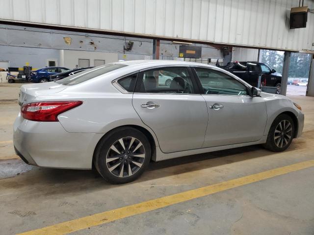 Photo 3 from auction – 2017 NISSAN ALTIMA 2.5 with VIN 1N4AL3AP5HC295993