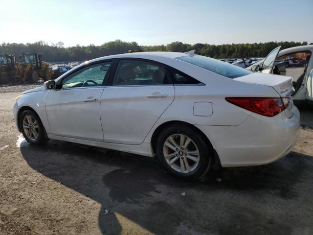 Photo 2 from auction – 2013 HYUNDAI SONATA GLS with VIN 5NPEB4AC1DH564569