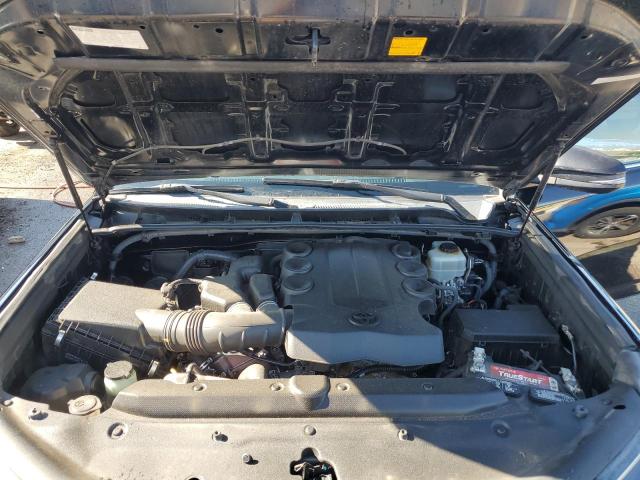 Photo 12 from auction – 2014 TOYOTA 4RUNNER SR with VIN JTEBU5JR0E5177368