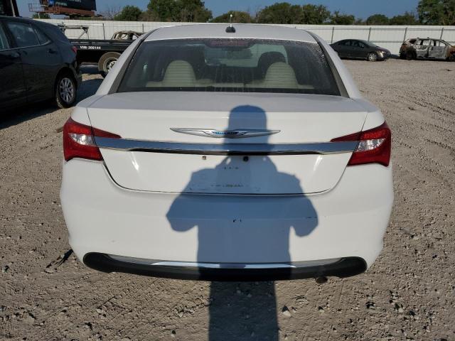 Photo 6 from auction – 2012 CHRYSLER 200 TOURIN with VIN 1C3CCBBB1CN140391