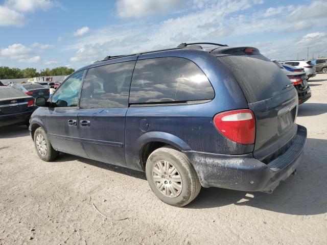Photo 2 from auction – 2005 CHRYSLER TOWN & COU with VIN 2C4GP44R55R405780