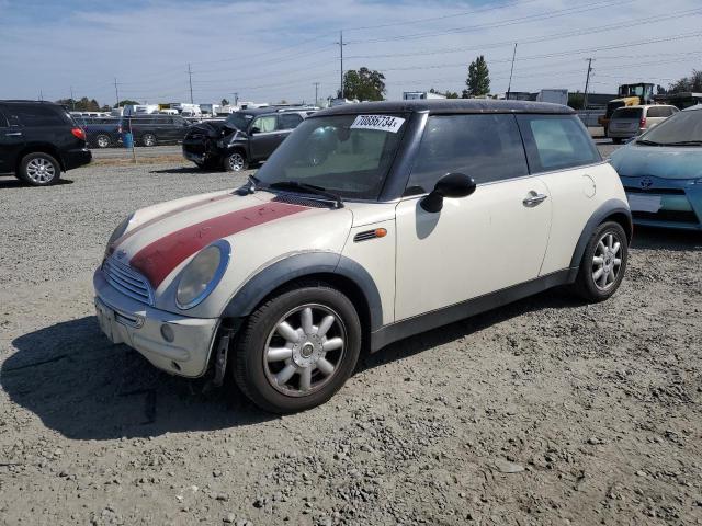 MINI COOPER 2004 with VIN WMWRC33484TJ57291 - Photo from auction