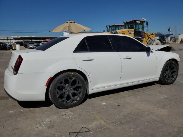 Photo 3 from auction – 2019 CHRYSLER 300 S with VIN 2C3CCABG8KH639881