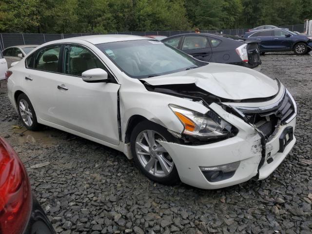 Photo 4 from auction – 2015 NISSAN ALTIMA 2.5 with VIN 1N4AL3AP0FC240669
