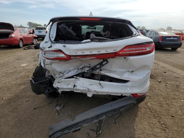 Photo 6 from auction – 2019 LINCOLN MKC RESERV with VIN 5LMCJ3D99KUL43740