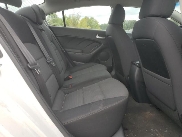 Photo 10 from auction – 2017 KIA FORTE LX with VIN 3KPFL4A79HE133041