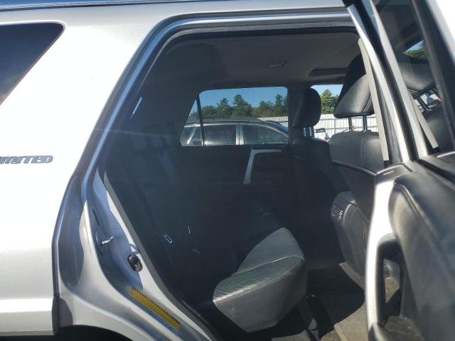 Photo 11 from auction – 2010 TOYOTA 4RUNNER SR with VIN JTEBU5JR7A5015974