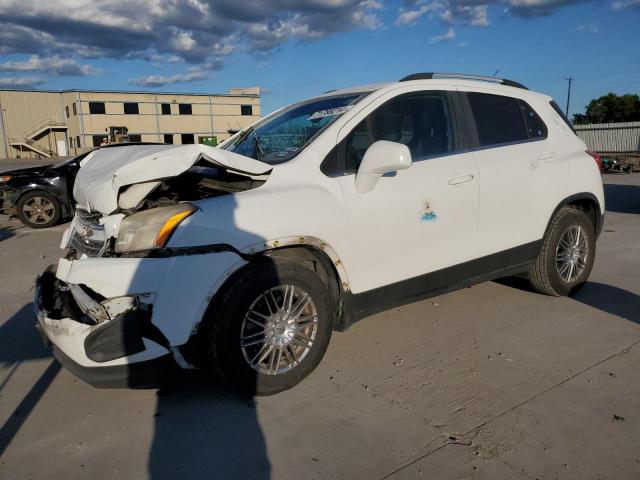 CHEVROLET TRAX 1LT 2015 with VIN KL7CJLSB7FB058028 - Photo from auction
