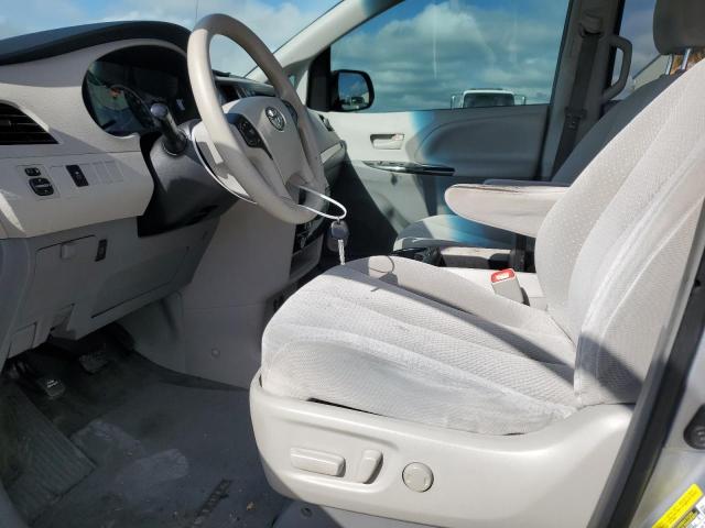 Photo 7 from auction – 2014 TOYOTA SIENNA LE with VIN 5TDKK3DC8ES506463