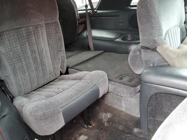 Photo 10 from auction – 2001 CHEVROLET BLAZER with VIN 1GNCS18W61K109694