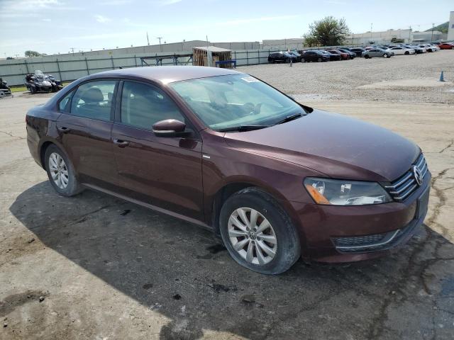 Photo 4 from auction – 2014 VOLKSWAGEN PASSAT S with VIN 1VWAT7A3XEC077183