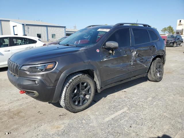 JEEP CHEROKEE T 2019 with VIN 1C4PJMBX8KD107404 - Photo from auction