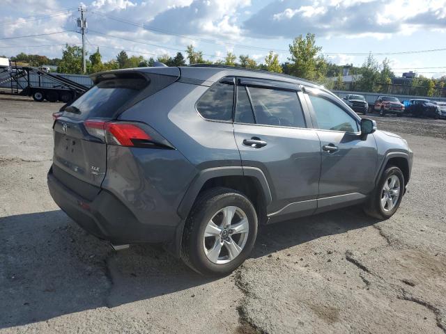 Photo 3 from auction – 2021 TOYOTA RAV4 XLE with VIN 2T3P1RFV3MC169094