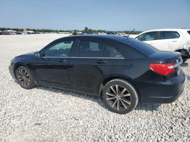 Photo 2 from auction – 2013 CHRYSLER 200 TOURIN with VIN 1C3CCBBB6DN684810