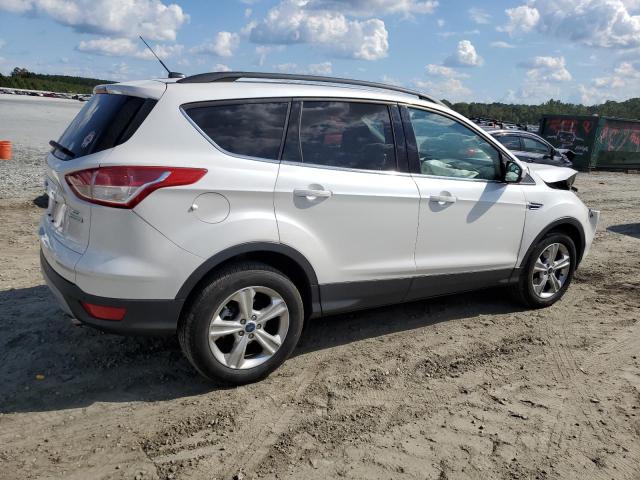 Photo 3 from auction – 2016 FORD ESCAPE SE with VIN 1FMCU0GX7GUB02950