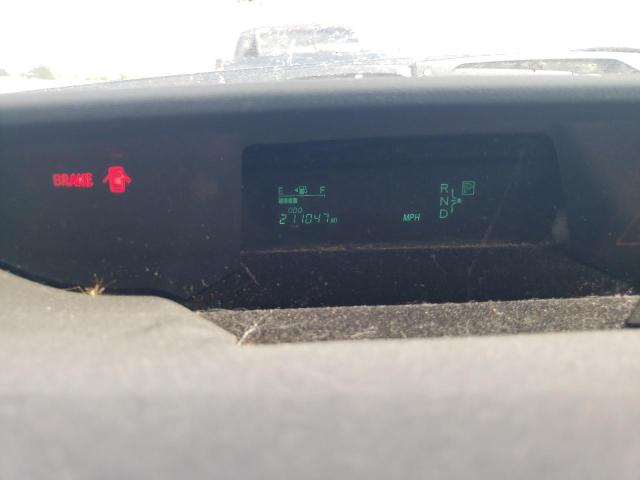 Photo 9 from auction – 2005 TOYOTA PRIUS with VIN JTDKB20U853050314