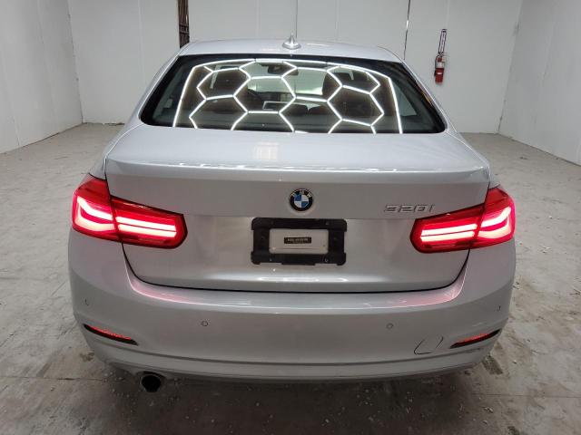 Photo 6 from auction – 2018 BMW 320 I with VIN WBA8A9C53JAH12526